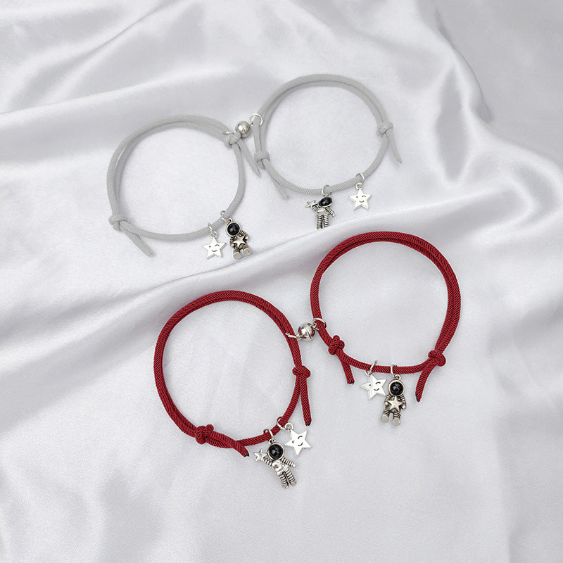 Pulseras de pareja sin incrustaciones con revestimiento de aleación de estrella de estilo simple