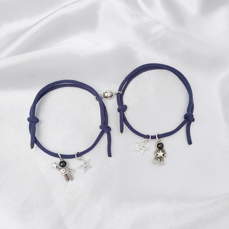 Pulseras de pareja sin incrustaciones con revestimiento de aleación de estrella de estilo simple