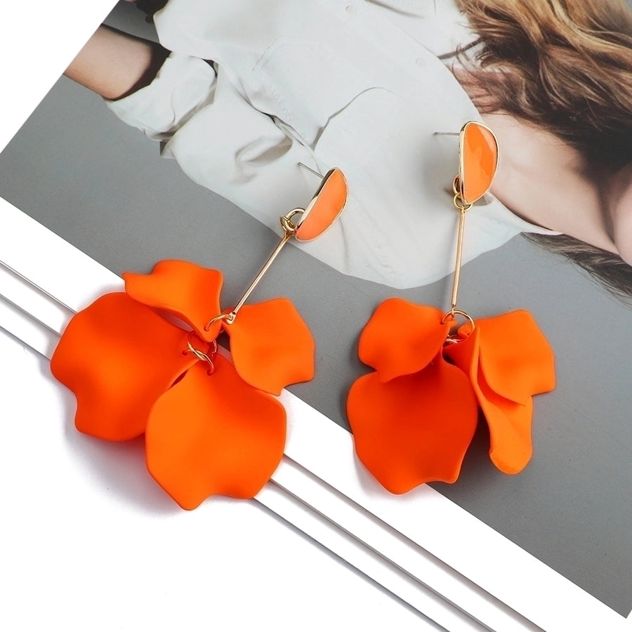 Pendientes colgantes acrílicos con revestimiento de flores de moda