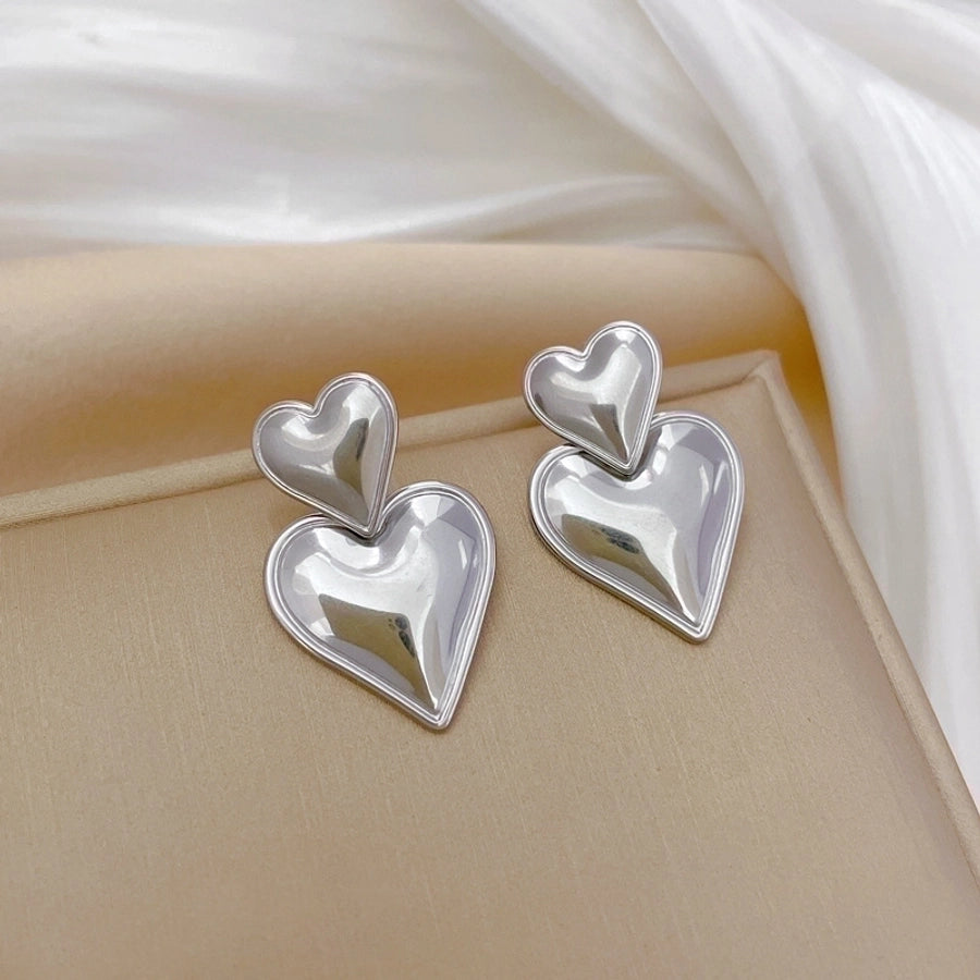 Pendientes de aro chapados en oro de 18K con forma de corazón de pentagrama de estilo clásico lindo e informal ahuecados Acero inoxidable 304 Acero de titanio