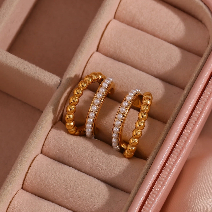 Pendientes chapados en oro de 18K con perlas artificiales de acero inoxidable 304 con incrustaciones de revestimiento en forma de C de estilo moderno