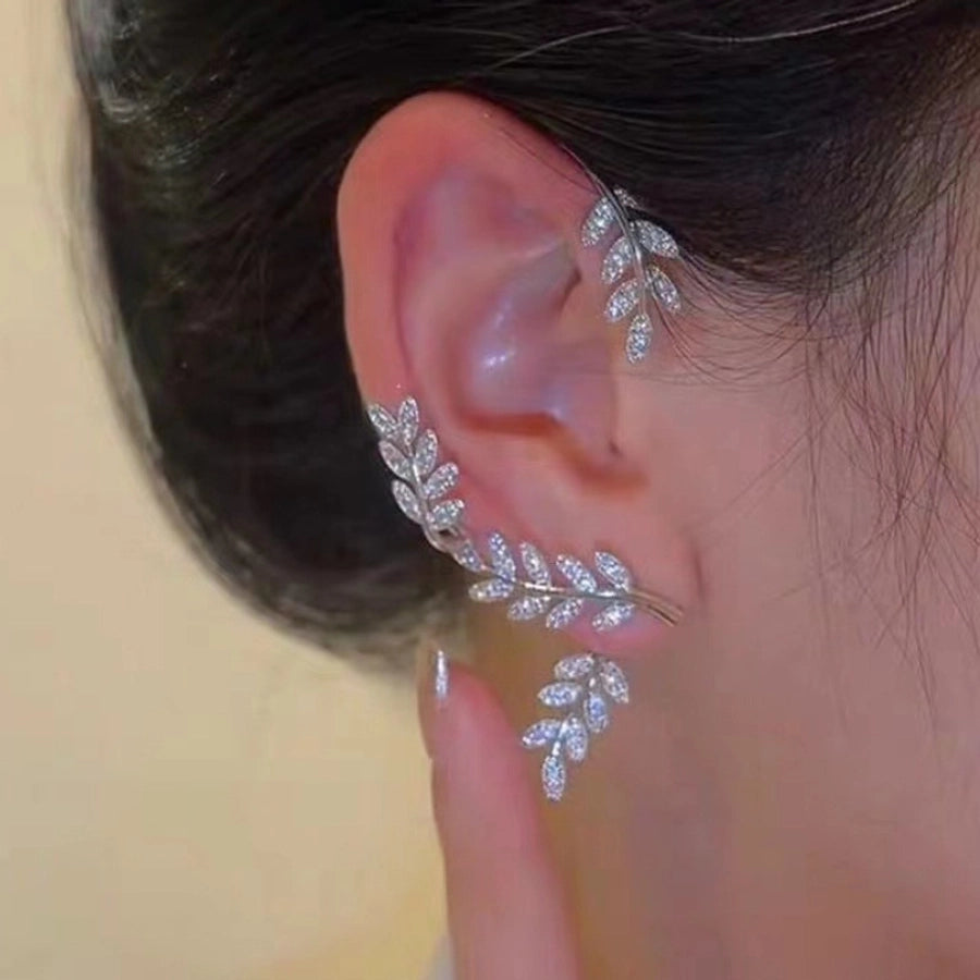 Clips para las orejas con incrustaciones de diamantes artificiales de aleación de mariposa estilo Hada de joyería