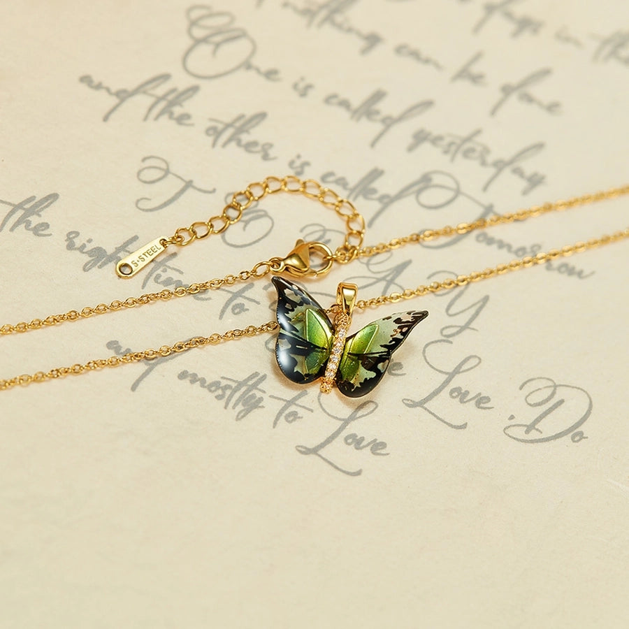 Collar con colgante de mujer con incrustaciones de cobre y plástico de acero inoxidable 304 de mariposa dulce estilo IG