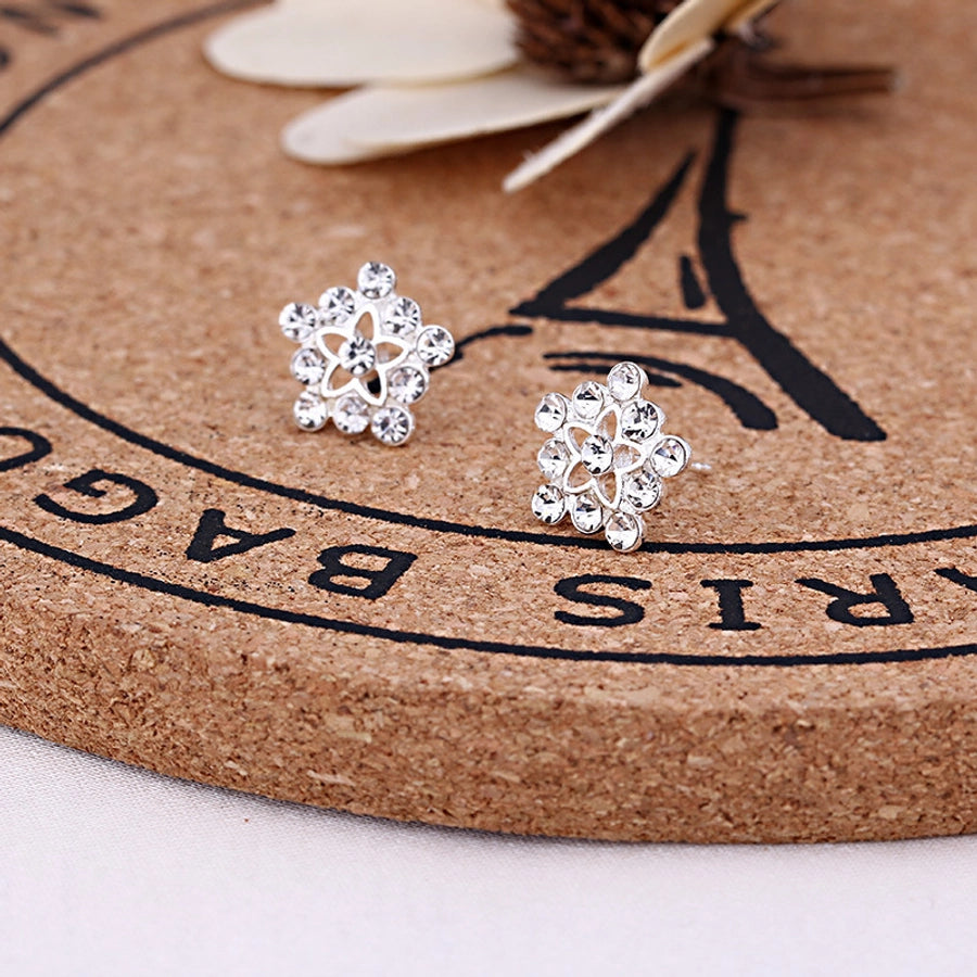Pendientes de aleación con revestimiento de perlas geométricas de moda