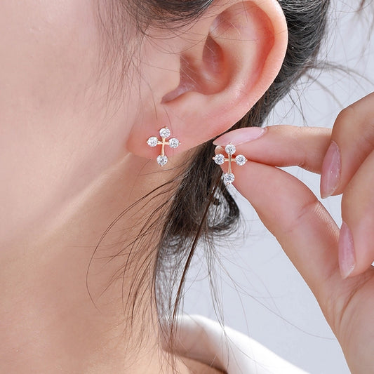 Pendientes de diamantes de imitación de aleación de cobre con incrustaciones de chapado en forma de corazón redondo cruzado elegante estilo de hadas
