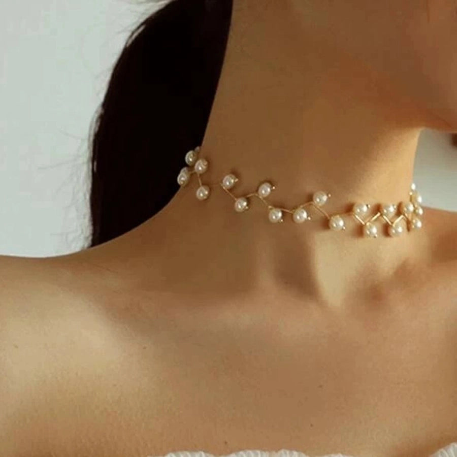 Collar de mujer de aleación de perlas artificiales con forma de corazón de gotas de agua de estilo vintage