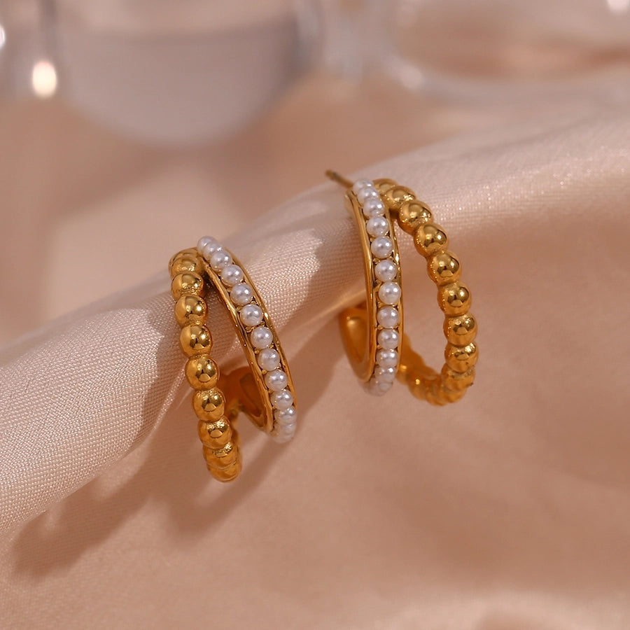 Pendientes chapados en oro de 18K con perlas artificiales de acero inoxidable 304 con incrustaciones de revestimiento en forma de C de estilo moderno